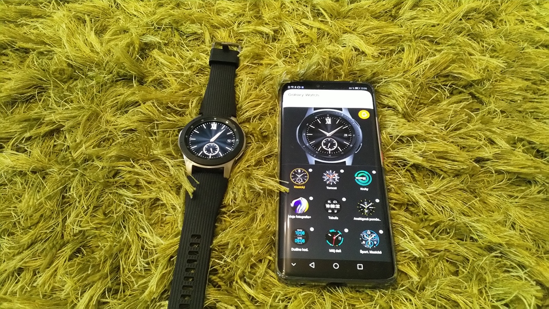 Samsung Galaxy Watch  slenky s zkladom smart hodiniek, a na vber s ich tu tony.