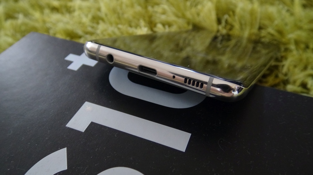 Samsung Galaxy S10 plus USB-C a 3,5 mm jack nechbaj.
