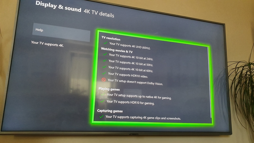 Samsung QLED 55'' Q60 TV  Ako zvyajne je tu pln podpora Xbox funkcii a na Dolby Vision HDR, ktor Samsung nepodporuje