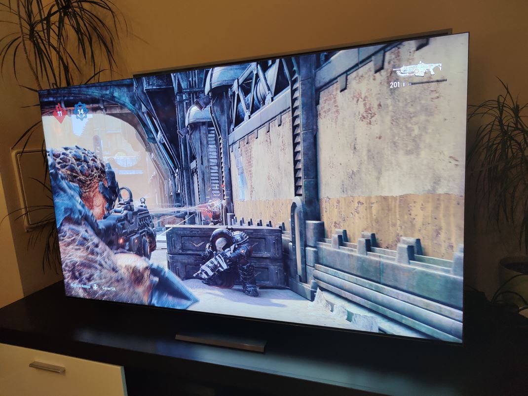 Samsung Q950TS 8K TV - hi-end TV pre hranie Hra mete aj hry v 4K/120Hz reime.