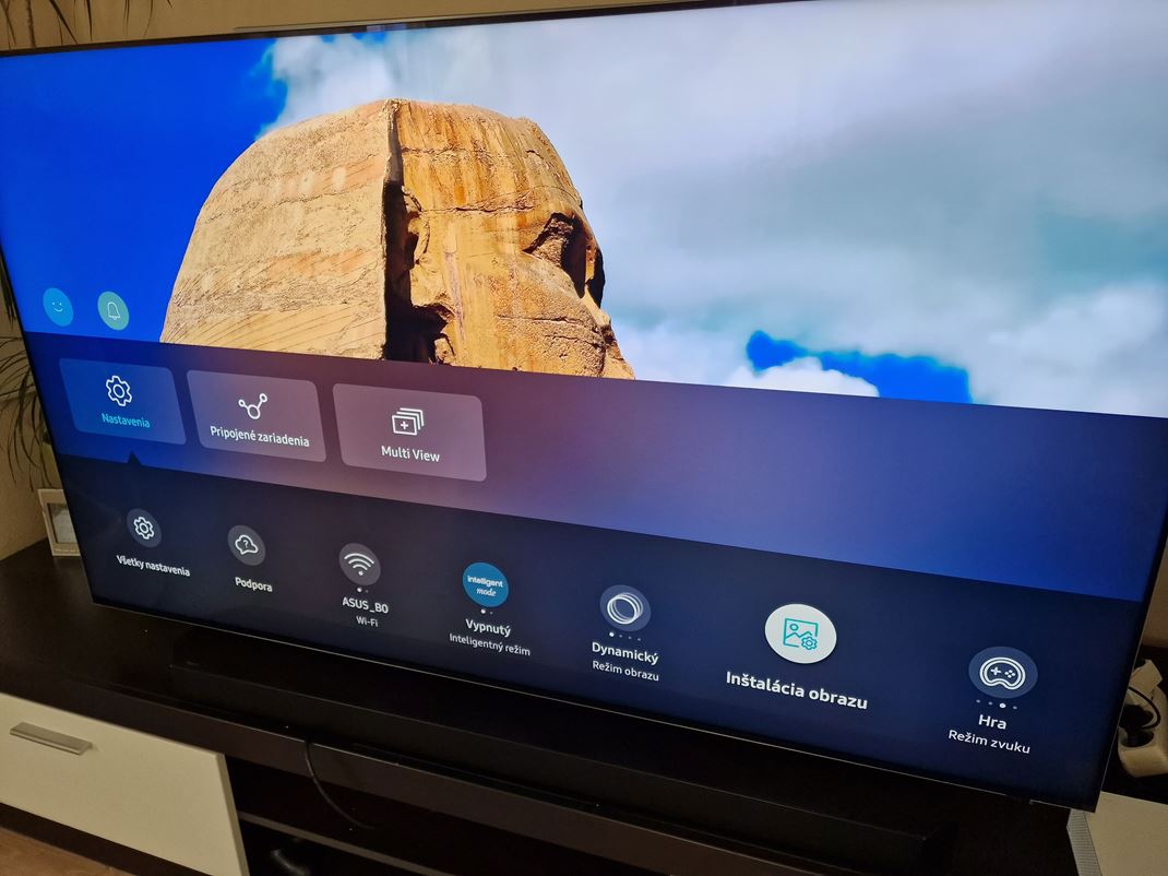 Samsung 65'' QE65QN800B -  8K TV Nov menu ponka spodn litu na staveniami a vstupmi
