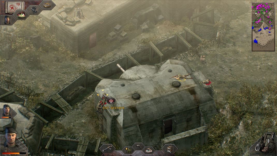 Commandos 3  HD Remaster Umel inteligencia nepriateov nie je najvyia: postupne si chodili pre smr na strechu, kde zauli rmus.