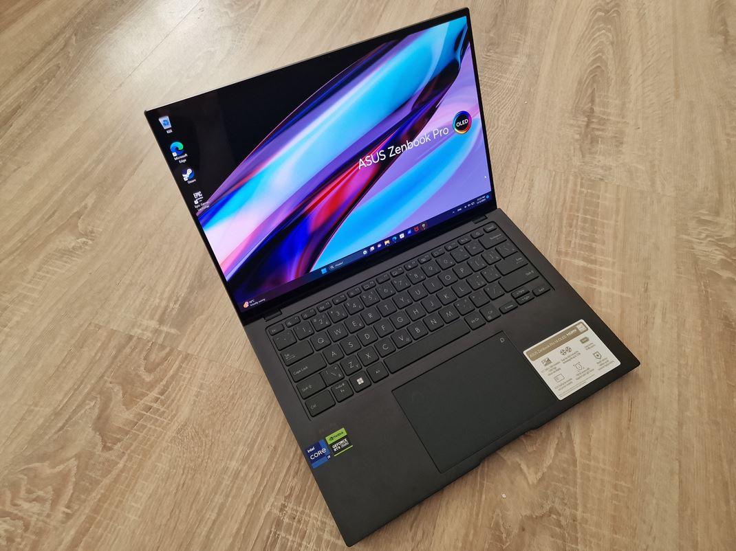 ASUS Zenbook Pro 14 OLED - UX6404 - OLED notebook akajte men a dizajnovo vemi decentn notebook bez RGB nastaven.