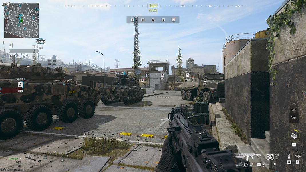 Call of Duty: Modern Warfare III Nechba Ground War md s vozidlami.