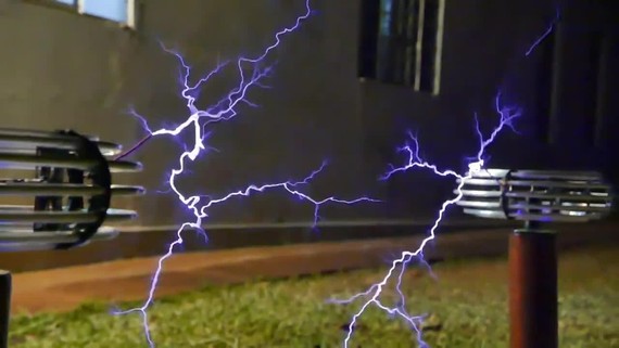 Close to the Sun pripomna konzolov vydanie naozaj netradinm trailerom