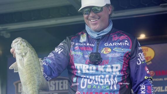 Bassmaster Fishing 2022 z vs sprav ampina v rybolove