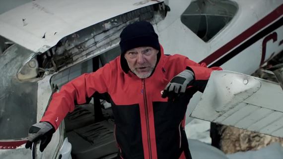 Les Stroud vs nau prei v divoine vo VR hre Survivorman VR