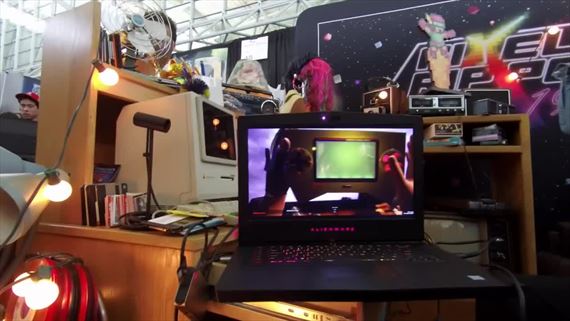 Nazrite do pozadia vývoja VR hry Pixel Ripped 1978