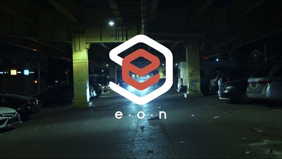 Adaptr XBHD vm umon hra so starm Xboxom na novch obrazovkch