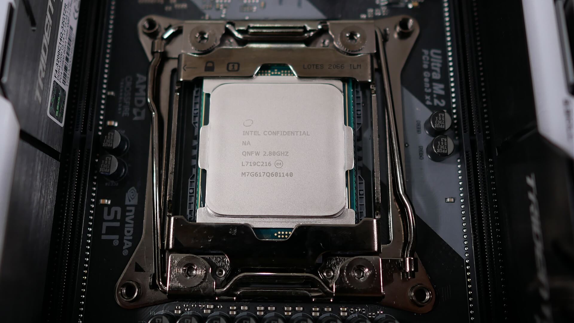 Intel 7 series c216