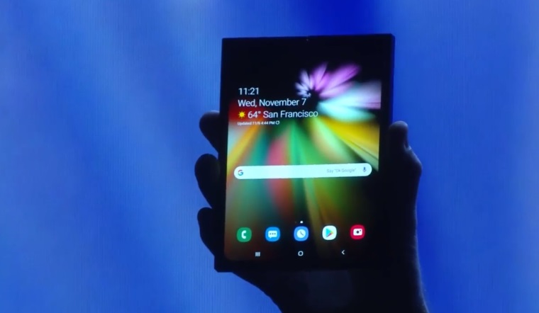 Samsung predstavuje nov UI pre svoje mobily a nov otvracie displeje