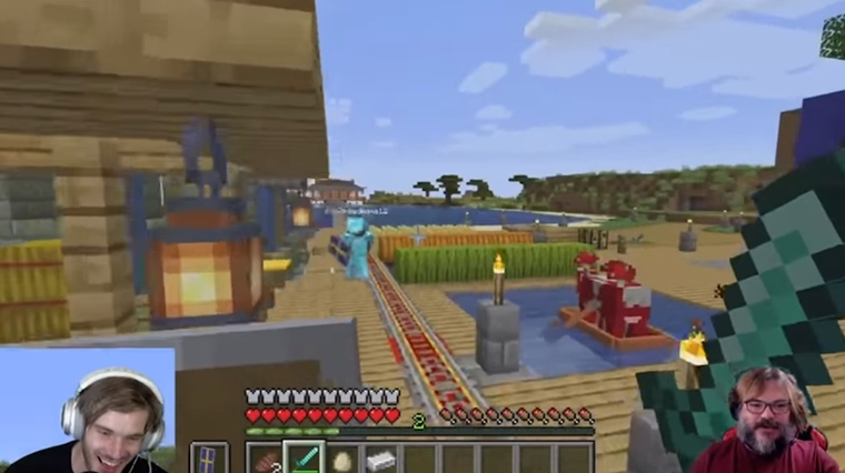 Jack Black si zahral Minecraft, vyplil PewDiePieovi dom
