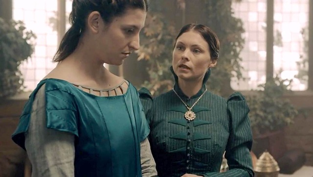 Kost�mov� dizajn�r Zakl�na� seri�lu zverejnil gal�riu svojich v�tvorov 