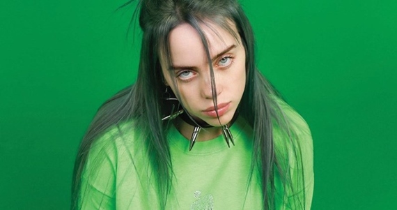 Film: Billie Eilish napísala a naspieva titulnú skladbu v novému Bondovi