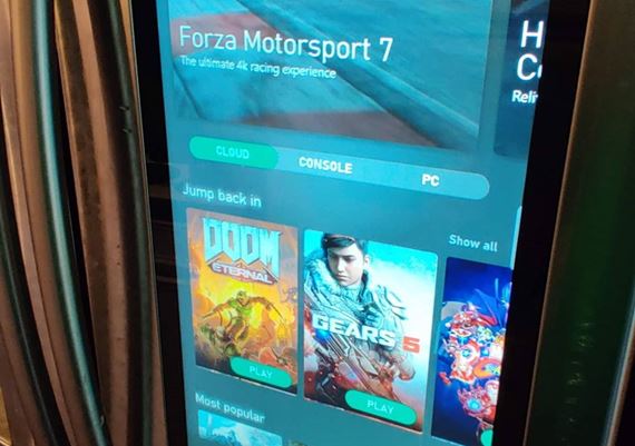 Doom Eternal funguje aj na Samsung chladni�ke