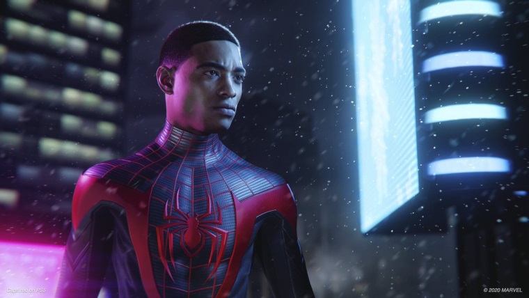Spider-man: Miles Morales ponúkol niekoľko detailov o príbehu a možnostiach hry
