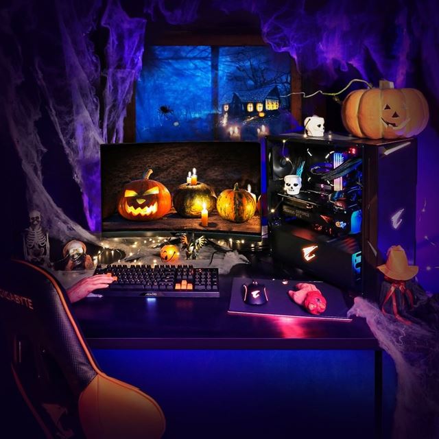 Halloweenska vzdoba ide aj u hrov 