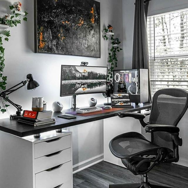 Halloweenska vzdoba ide aj u hrov 