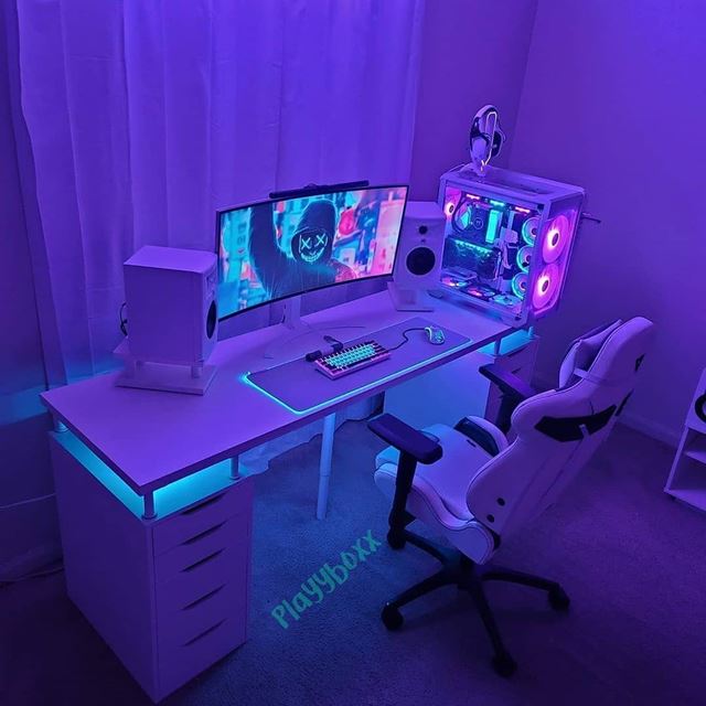 Halloweenska vzdoba ide aj u hrov 