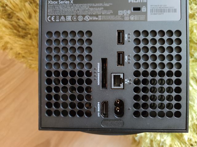 Rozbalili sme Xbox Series X 