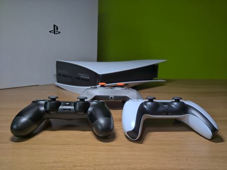 PS5 dorazila k nm do redakcie  