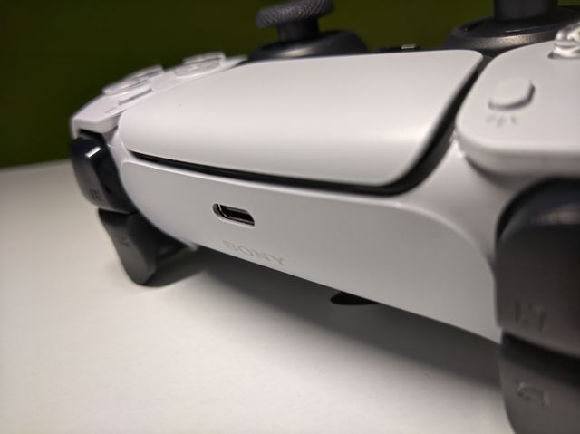 PS5 dorazila k n�m do redakcie 