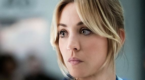 Novembrové seriálové novinky na HBO - The Flight Attendant, 30 Monedas ...