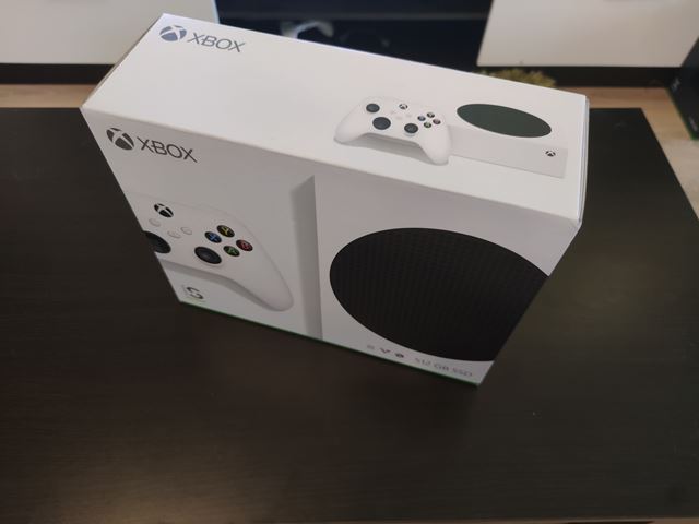 Rozbalili sme Xbox Series S 