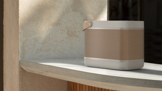Beolit 20 je nov� prenosn� a �t�lov� reproduktor od Bang & Olufsen