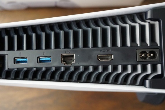 Mte problmy s grafikou na PS5? Blikanie, zmeny farieb, zelen obraz?