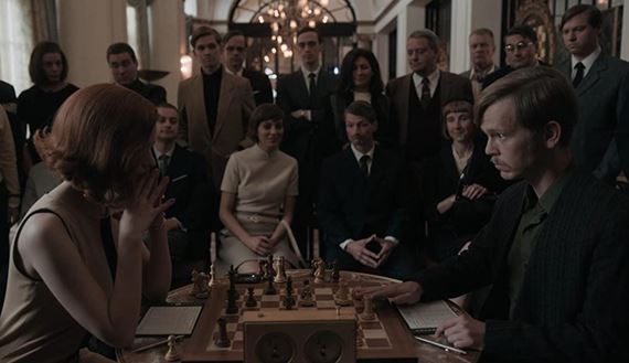 Americký seriál Dámsky gambit vyvolal šachovú hystériu