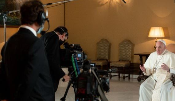 Netflix pl�nuje seri�lov� adapt�ciu knihy p�pe�a Franti�ka