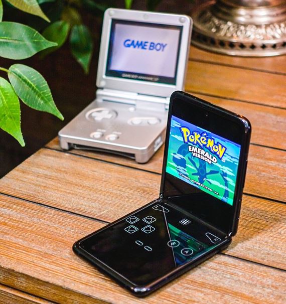 Samsung zaal u ns predva Galaxy Z Flip