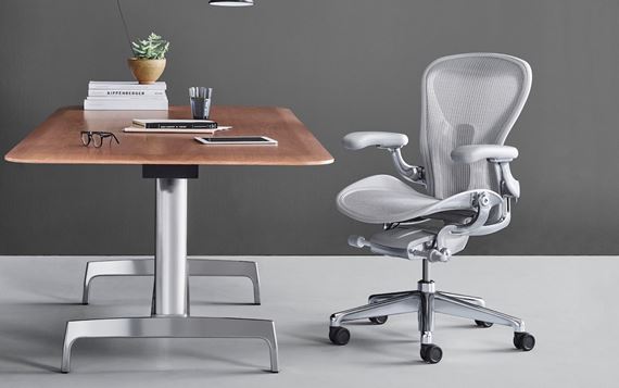 Logitech a Herman Miller sa spjaj pre vytvorenie hernho nbytku