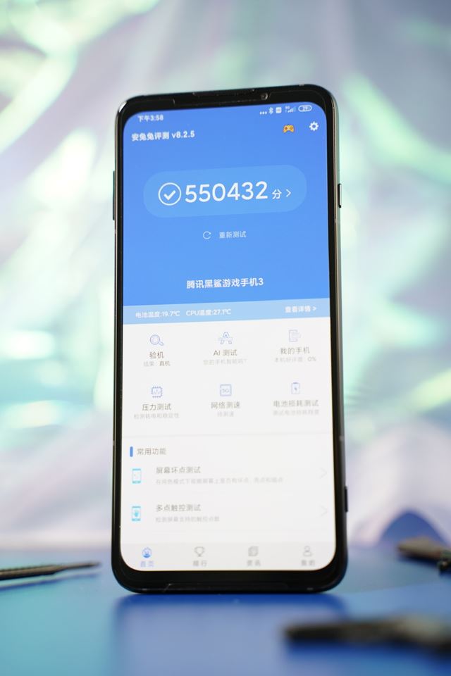 Hern� mobily Black Shark 3 a Black Shark 3 Pro boli predstaven� 