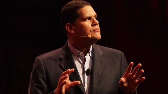 Reggie z Nintenda nastpil do Gamestopu, pome ho zachrni?