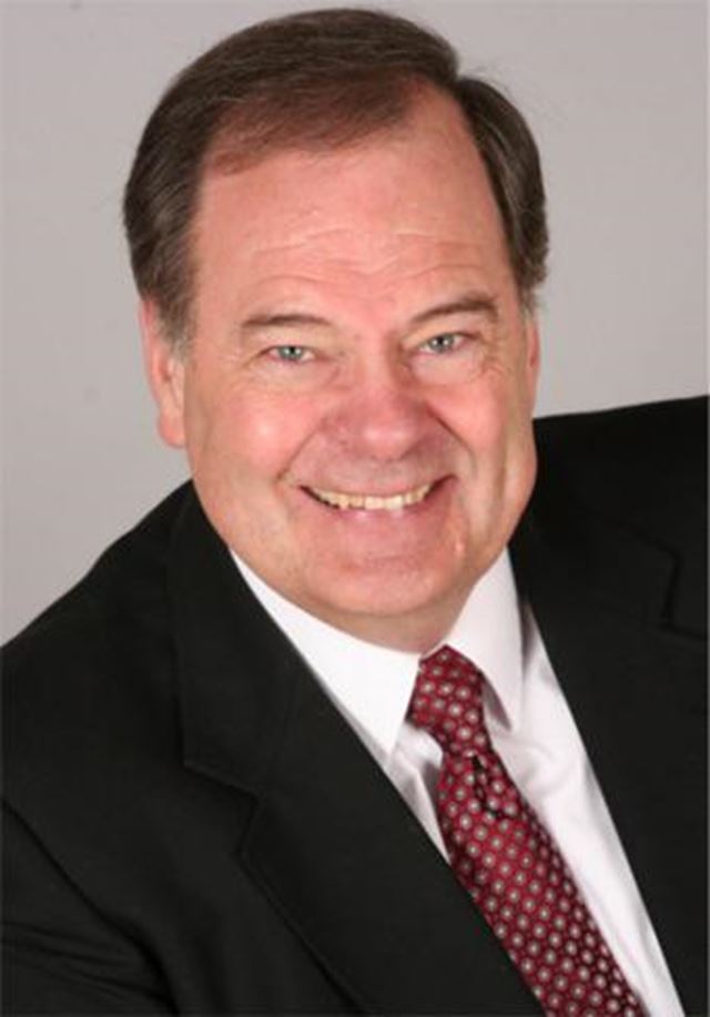 Zomrel herec Rick May, daboval Soldiera v Team Fortress 2 a alie hern postavy  