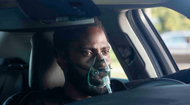 Pozrite si nov fotky z Nolanovho Tenet. Slovensk premira v jli je otzna 