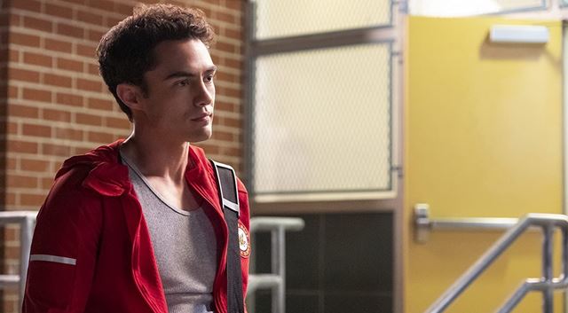 Uverite�n� postavy, prekon�vanie rasov�ch stereotypov - seri�l Never Have I Ever 