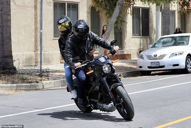 Celebrity na protestoch! 