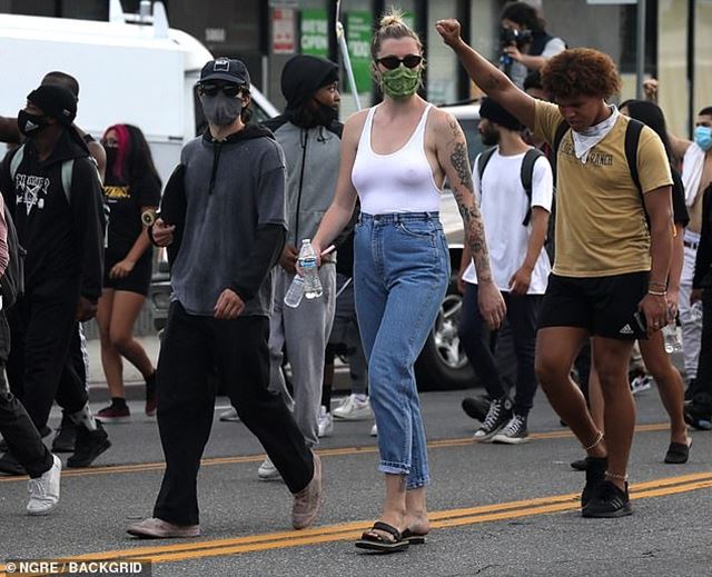 Celebrity na protestoch! 