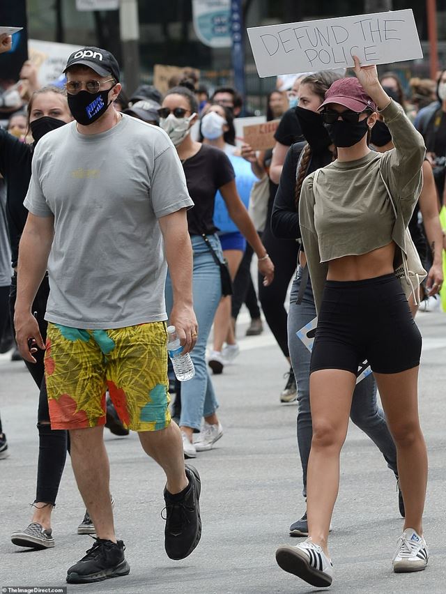 Celebrity na protestoch! 