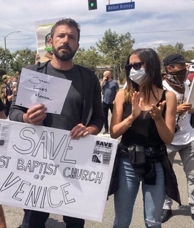 Celebrity na protestoch! 