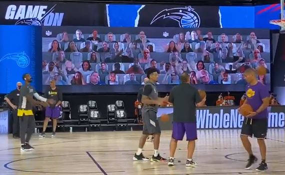 NBA skúša digitálnych fanúšikov