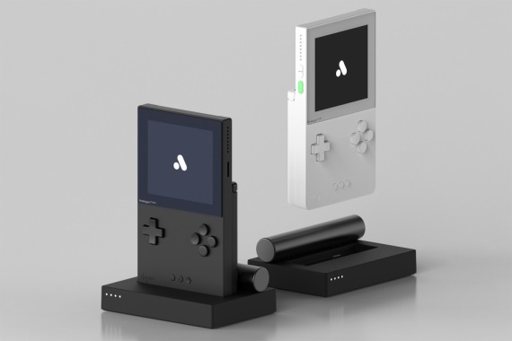Retro handheld Analogue Pocket vyjde až v máji budúceho roka