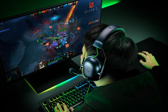 Razer berie esportový zvuk útokom s dvojicou nových headsetov