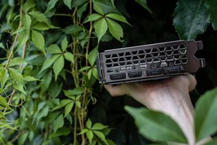 Ak grafick kartu vybra pre prichdzajce hry? 