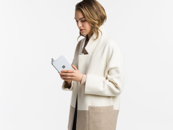 Microsoft Surface Duo mobil vyjde v septembri, už má aj cenu