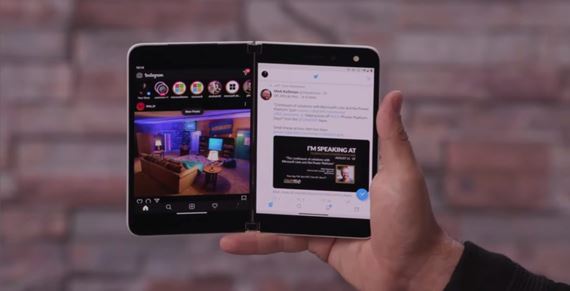 Polhodinová prezentácia Surface Duo