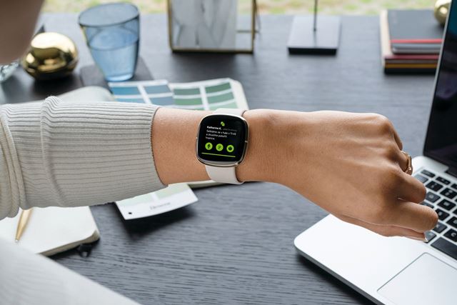 Fitbit predstavil Fitbit Sense, Fitbit Versa 3 a Fitbit Inspire 2 